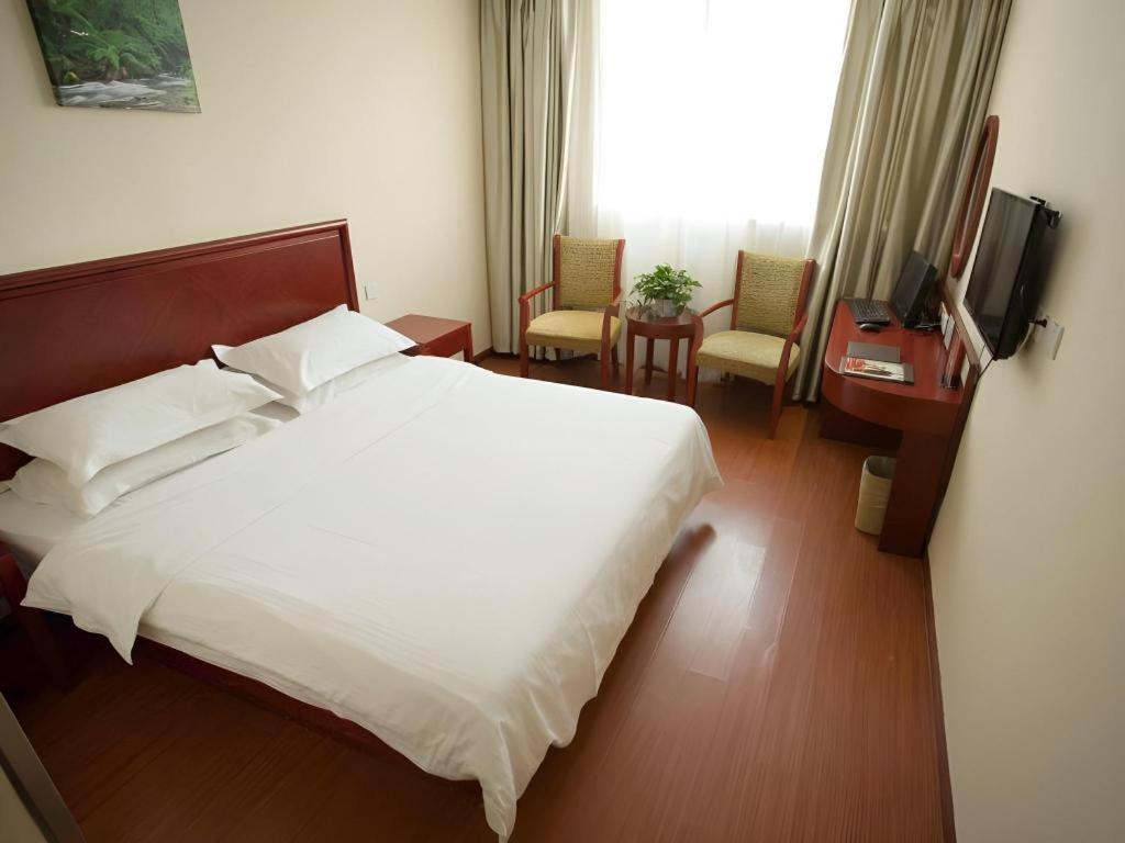 Greentree Inn Suzhou Railway Station North Square Haobainian Wedding Dress City Express Hotel Екстер'єр фото